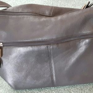 Stone Mountain Leather Hobo